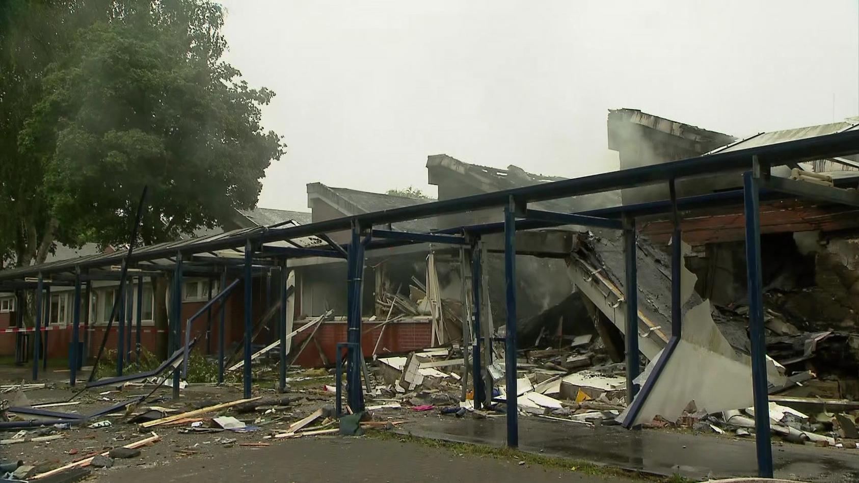 im-juli-kam-es-zu-einer-explosion-in-der-stadtteilschule-finkenwerder-in-hamburg