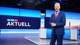 Moderator Peter Kloeppel. Ab dem 04.09.2022 geht 'RTL Aktuell' aus dem neuen Studio 1 im Sendezentrum von RTL Deutschland in Köln auf Sendung.+++ Die Verwendung des sendungsbezogenen Materials ist nur mit dem Hinweis und Verlinkung auf RTL+ gestattet. +++