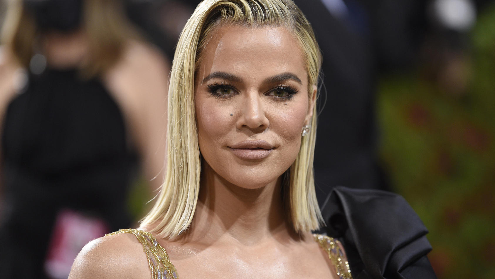 Khloé Kardashian Spricht Erstmals über Ihren Sohn