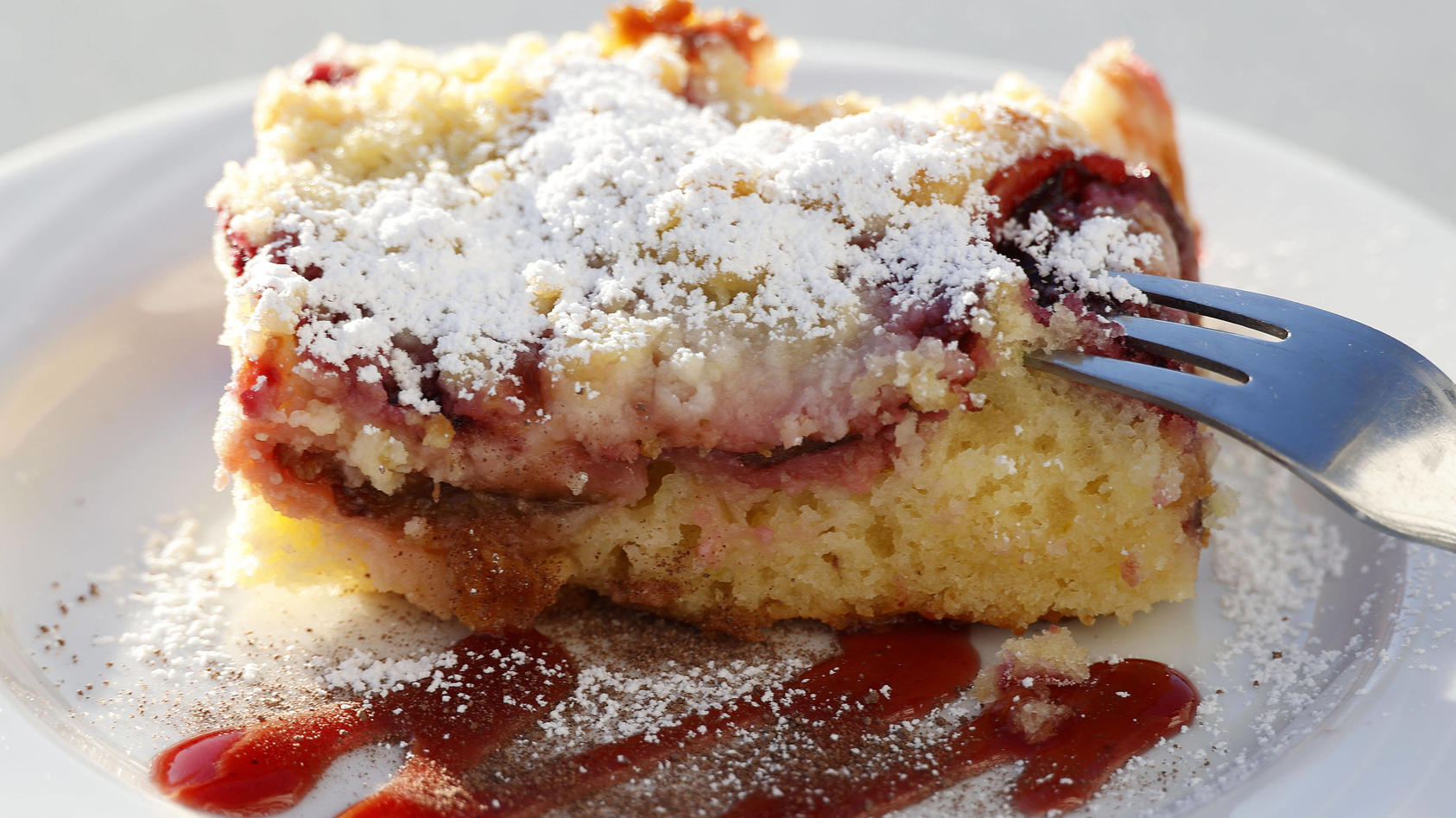 Einfaches Rezept für den Herbstklassiker Zwetschgen-Streuselkuchen