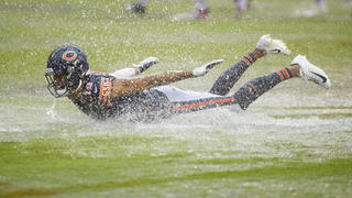 September 11, 2022: Chicago, Illinois, U.S. - Chicago Bears 19 Equanimeous St. Brown slides on the wet turf celebrating the win after the game between the San Francisco 49ers and the Chicago Bears at Soldier Field in Chicago, IL. Chicago United States of America - ZUMAc04_ 20220911_zaf_c04_182 Copyright: xMikexWulfx 