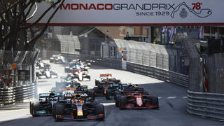 Formula 1 2021: Monaco GP CIRCUIT DE MONACO, MONACO - MAY 23: Max Verstappen, Red Bull Racing RB16B, leads Valtteri Bottas, Mercedes W12, Carlos Sainz, Ferrari SF21, and the rest of the field at the start during the Monaco GP at Circuit de Monaco on Sunday May 23, 2021 in Monte Carlo, Monaco. Photo by Andy Hone / LAT Images Images PUBLICATIONxINxGERxSUIxAUTxHUNxONLY GP2105_130241_ONZ7089 
