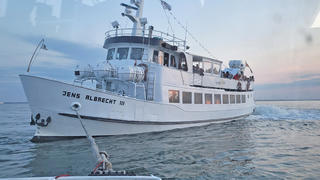 Fahrgastschiff