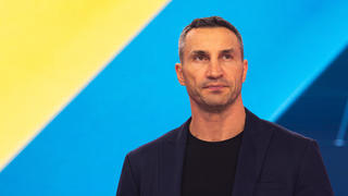  Digital X Special In Cologne - Day 2 Wladimir Klitschko is seen speaking during the second day on the stage of digital X special event, a leading Europe digitization events in Cologne, Germany on September 14, 2022 cologne Germany PUBLICATIONxNOTxINxFRA Copyright: xYingxTangx originalFilename: tang-notitle220914_nphkc.jpg