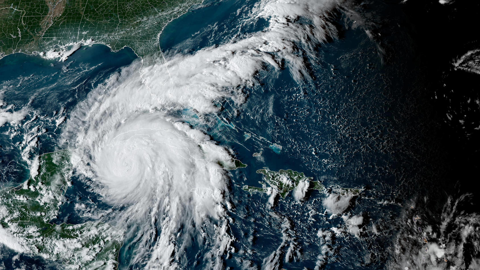 kuba-und-florida-betroffen-hurrikan-alarm-in-der-karibik
