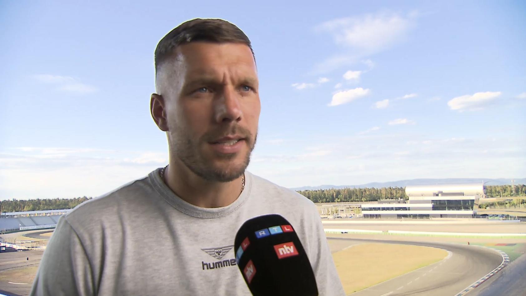Podolski plant „Glücksgefühle-Festival“ - Lassen Sie sich das Mega-Event nicht entgehen!