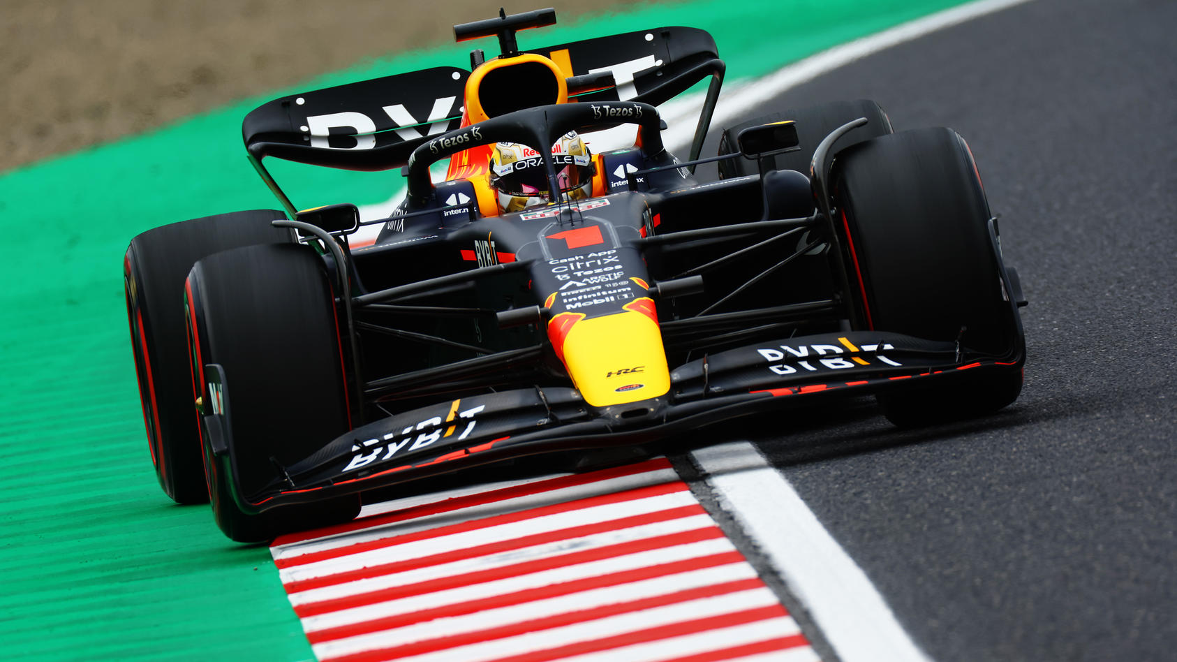 Formel 1 in Japan Krallt sich Max Verstappen die Suzuka-Pole? Das Qualifying im Live-Ticker