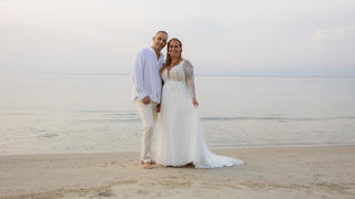 Julia Holz hat in Thailand geheiratet.