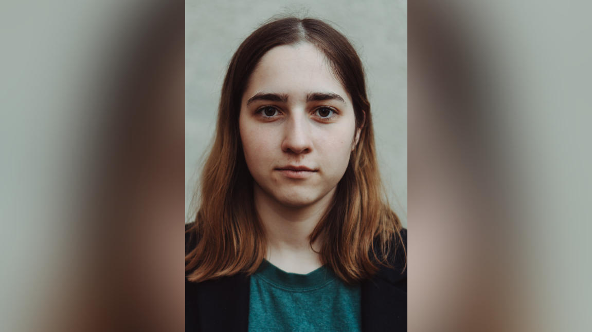 Portrait der 18-Jährigen Aktivistin Marina Braun.