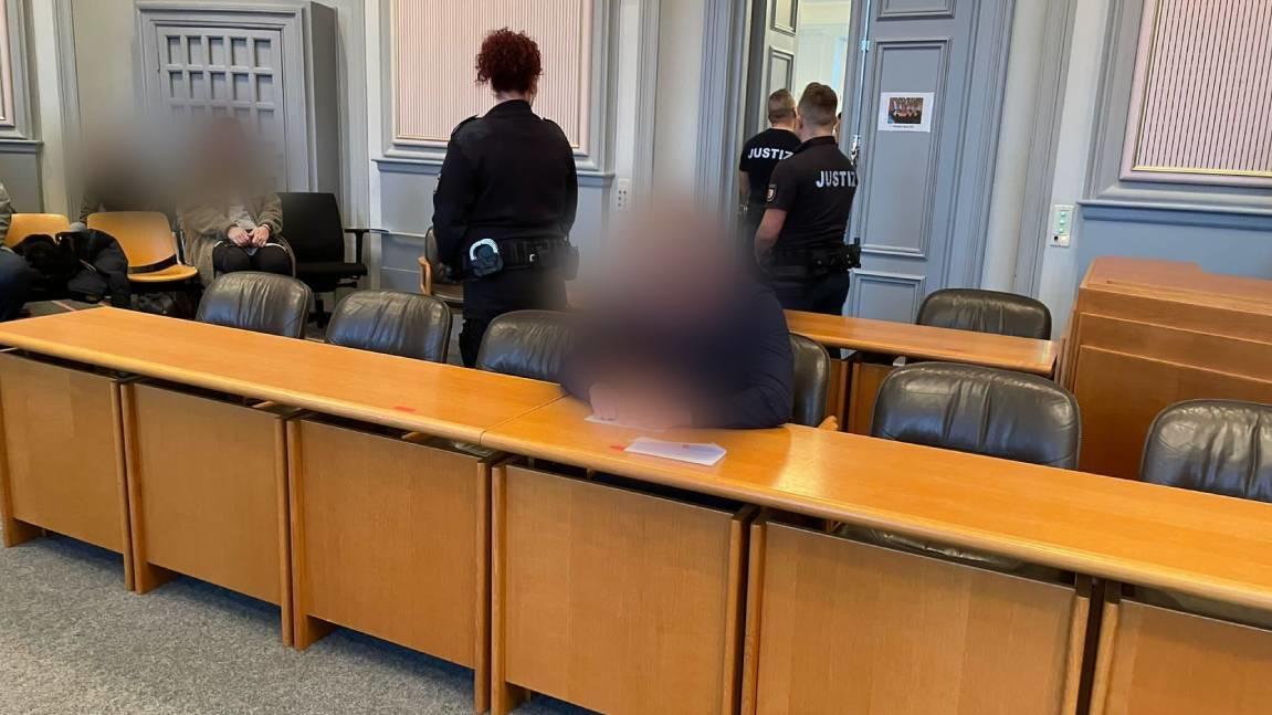 vier-jahre-und-drei-monate-freiheitsstrafe-fuer-raser-henrik-b-im-rausch-ueberfuhr-er-drei-junge-menschen