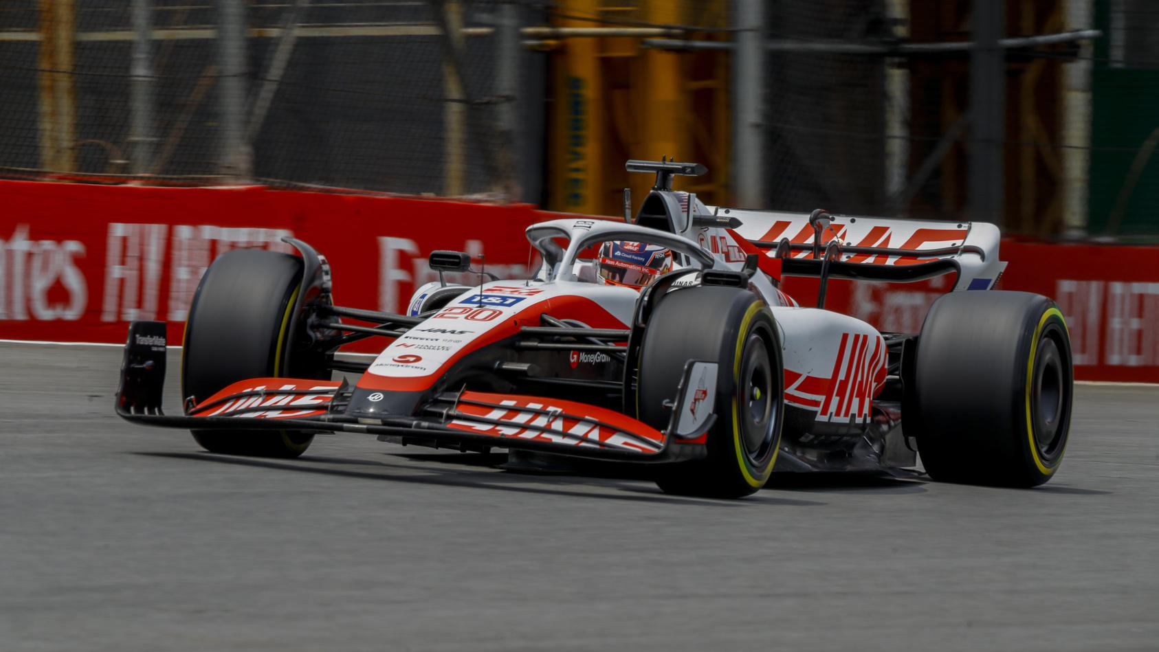 Formel 1 in Brasilien Wie geil ist das denn?! Kevin Magnussen rast in Sao Paulo auf Pole Position
