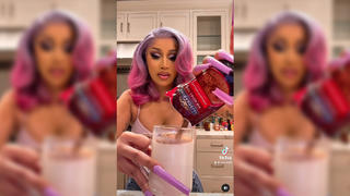 Cardi B hantiert mit XXL-Fingernägeln in der Küche.