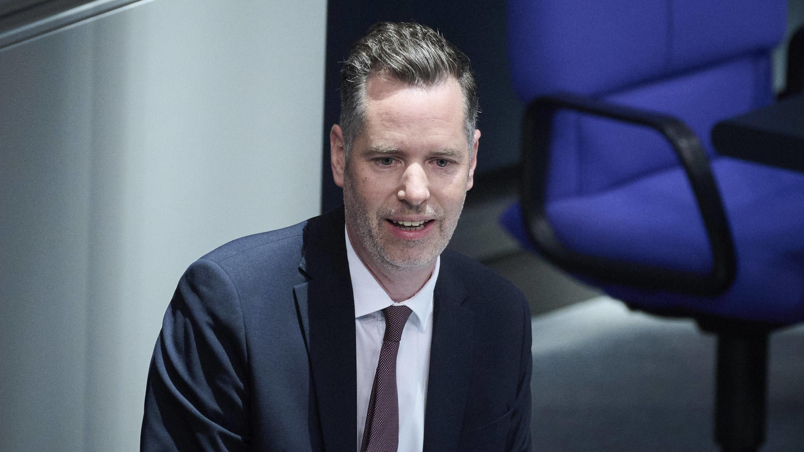  Haushaltswoche im Bundestag in Berlin Christian Dürr Vorsitzender der FDP Bundestagsfraktion während der Haushaltsdebatte im Rahmen der Sitzung des Deutschen Bundestags am 23.11.2022 in Berlin. Berlin Bundestag Berlin Deutschland *** Budget week in 