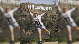 Cora Schumacher teilt noch mehr Fotos ihres Shootings in Los Angeles - und kann sich einen Scherz nicht verkneifen.