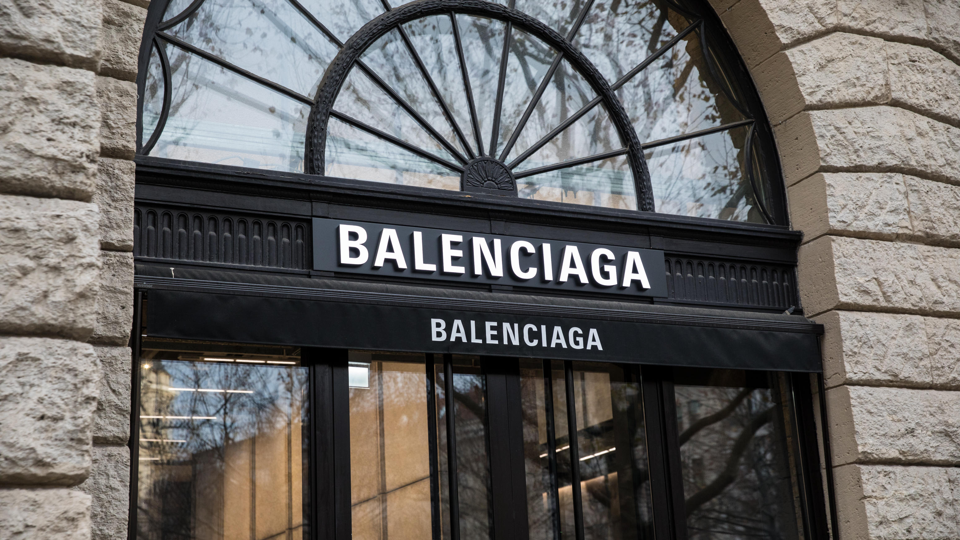 November 24, 2022, Berlin, Germany: Storefront of a Balenciaga store in Berlin on November 24, 2022. The Spanish-French luxury fashion house Balenciaga is currently under criticism. The reason is the latest campaign, in which children were photograph