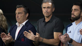  DOHA, QATAR - DECEMBER 01: Spain Manager Luis Enrique during the FIFA World Cup, WM, Weltmeisterschaft, Fussball Qatar 2022 Group E match between Japan and Spain at Khalifa International Stadium on December 1, 2022 in Doha, Qatar. Photo by Sebastian Frej/MB Media WCS PUBLICATIONxINxGERxSUIxAUTxONLY Copyright: xSebastianxFrej/MBxMediax