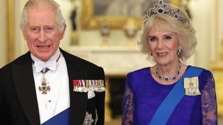  . 22/11/2022. London, United Kingdom. King Charles III and Camilla, Queen Consort , at a State Banquet for the President of South Africa during his State Visit to the UK at Buckingham Palace in London. PUBLICATIONxINxGERxSUIxAUTxHUNxONLY xPoolx/xi-Imagesx IIM-23951-0165