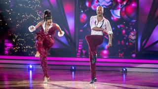 Malika und Rúrik zeigen in der "Let's Dance"-Weihnachtsshow einen perfekten Jive