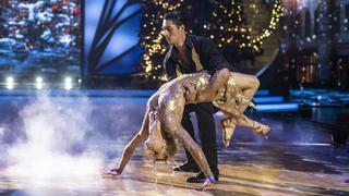 René Casselly und Kathrin Menzinger tanzen Tango zu "Last Christmas" bei der großen "Let's Dance"-Weihnachtsshow.