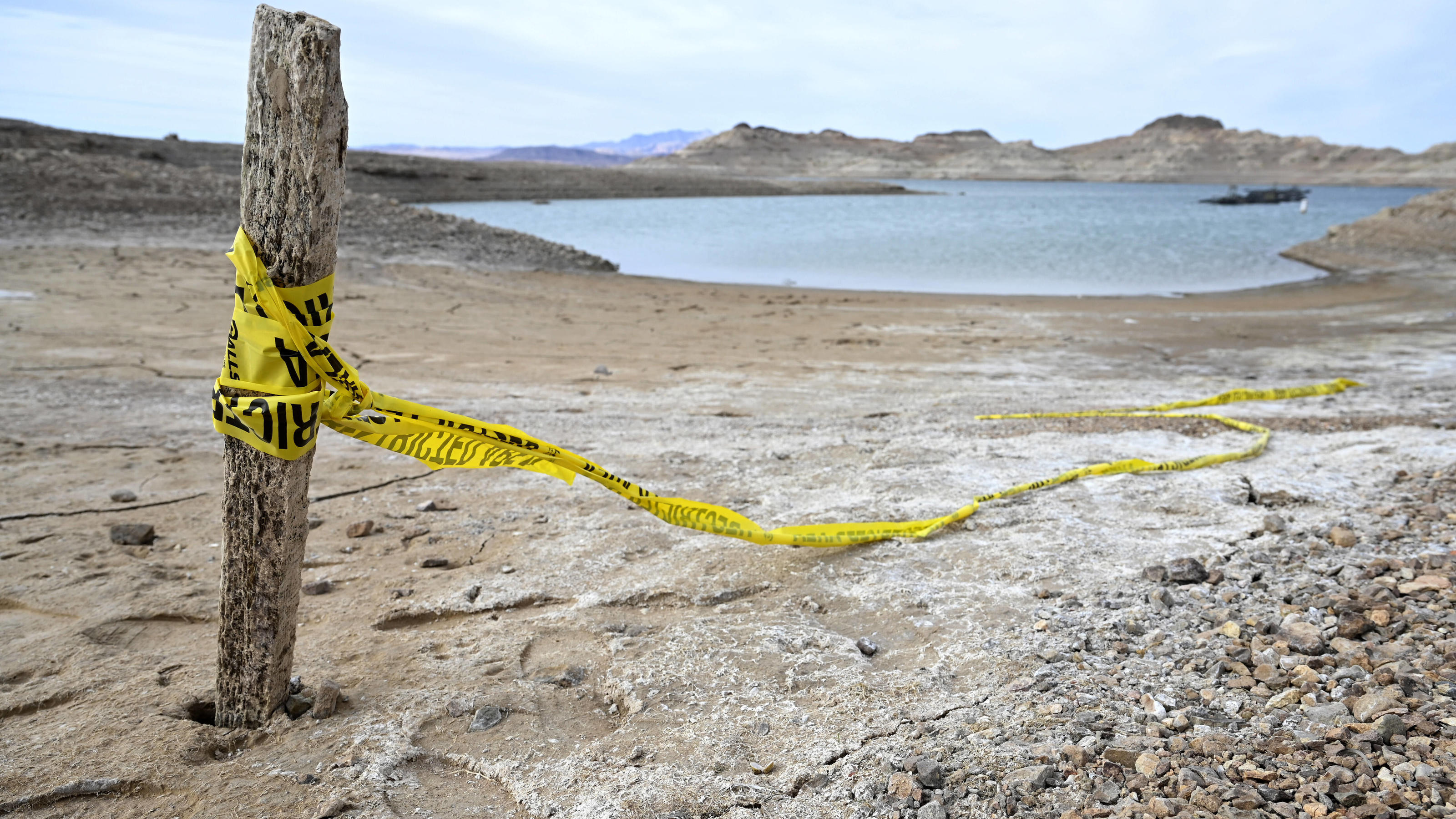 Das Absperrband am Rande des Lake Mead deutet auf die vielen Leichenfunde hin.