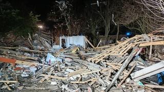 Die Werkstatt explodierte und fiel komplett in sich zusammen.