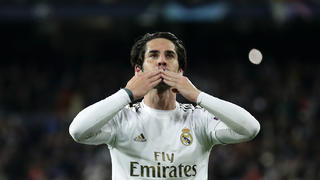 ARCHIV - 26.02.2020, Spanien, Madrid: Union flirtet mit einem Engagement des spanischen Fußballstars Isco. (zu dpa: «Trimmel heizt Union-Flirt mit Isco weiter an - «Sieg ist für dich»») Foto: Manu Fernandez/AP/dpa +++ dpa-Bildfunk +++