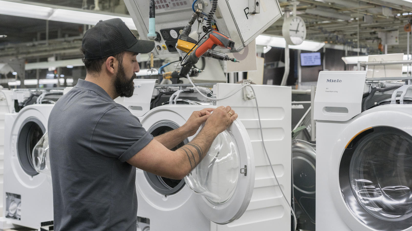 Miele Werk Gütersloh: Produktion von Waschmaschinen