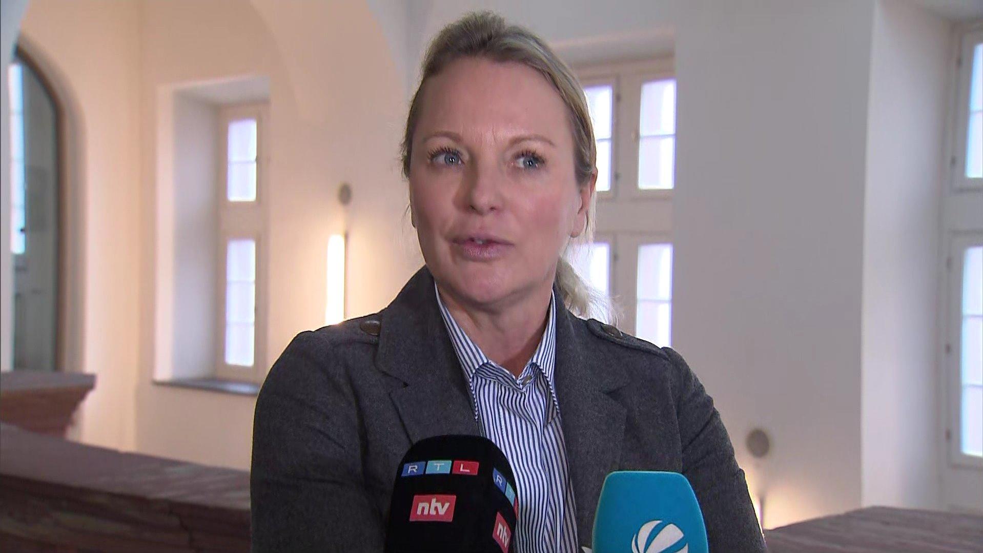 Friederike Vilmar hält die Ausführungen ihrer Mandantin als notwendig für eine rechtlich richtige Beurteilung.