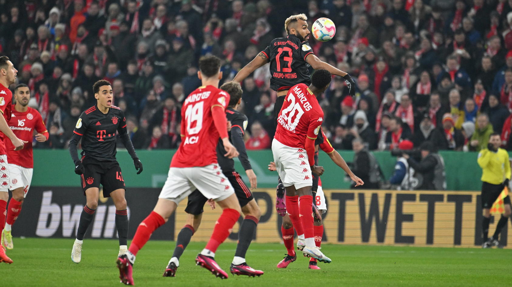 DFB-Pokal Im Liveticker: Schießt Sich Der FC Bayern München Gegen Mainz ...