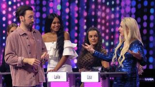 WHAT? Als Kandidatin Lisa bei "Take Me Out" ihr spezielles Geheimnis im Bett verrät, macht Moderator Jan Köppen ziemlich große Augen