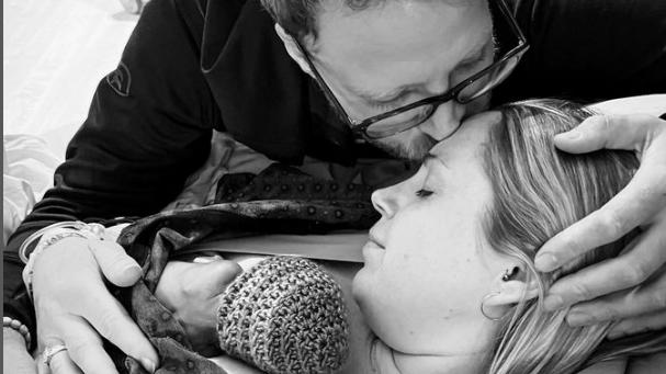 So rührend verabschiedet sich US-Bachelor-Star Sarah Herron von ihrem Baby