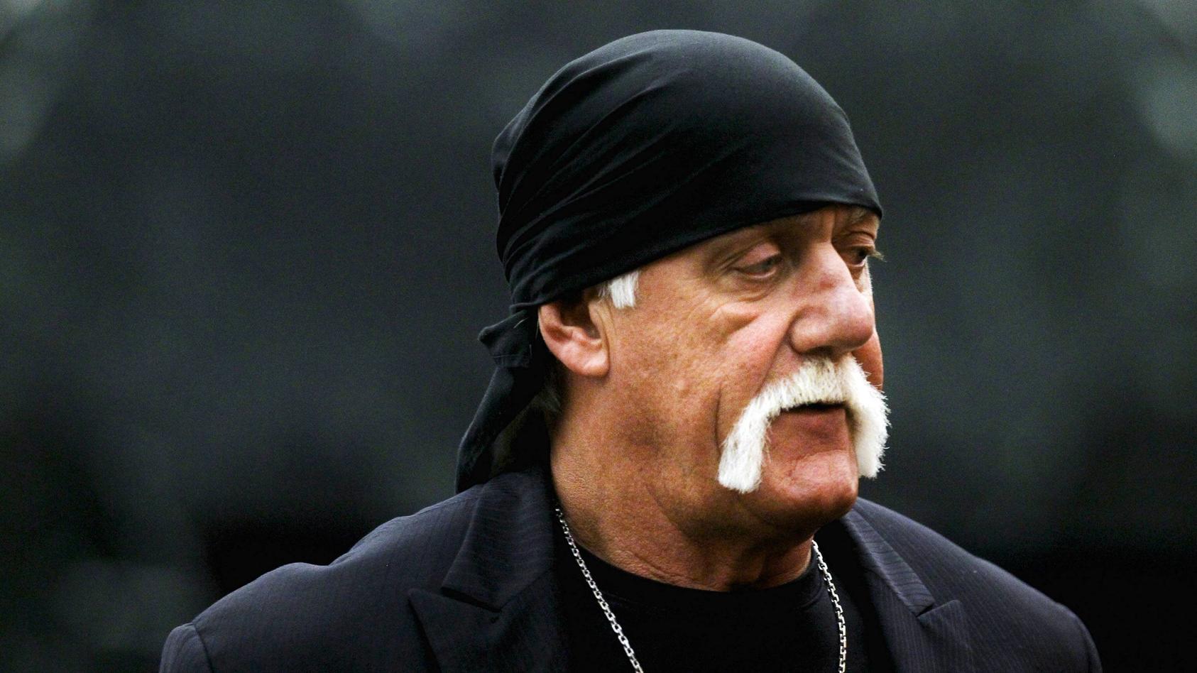 March 17, 2016 - St. Petersburg, Florida, U.S - Hulk Hogan arrives before the start of his trial Thursday, March 17, 2016, in St. Petersburg, Fla. Hogan, whose given name is Terry Bollea, and his attorneys are suing Gawker Media for $100 million, say