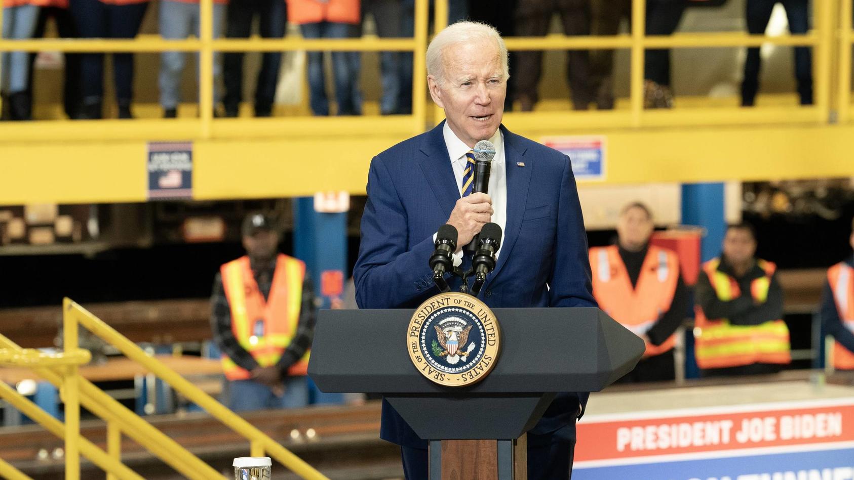 Joe Biden at the press conference for President Joe Biden Announces $292 Million Mega Grant Funding for Hudson Tunnel Project, Chelsea, Manhattan, west side, New York, NY January 31, 2023. Photo By: Kristin Callahan/Everett Collection at the press co