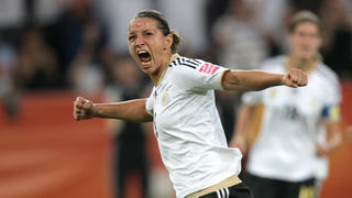 Inka Grings of Germany celebrates after scoring the 3-2 through penalty during the Group D match France against Germany of FIFA Women's World Cup soccer tournament at the Borussia Park Stadium in Moenchengladbach, Germany, 5 July 2011. Photo: Rolf Vennenbernd dpa/lnw  +++(c) dpa - Bildfunk+++