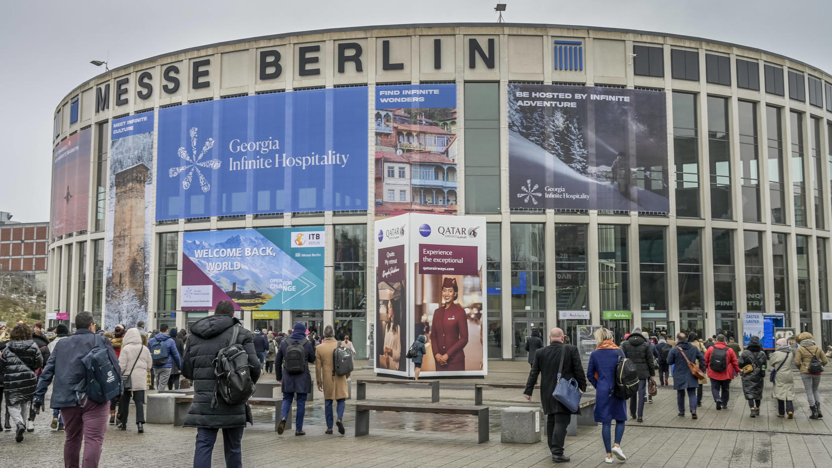 bei-der-itb-berlin-2023-spricht-die-tourismusbranche-wieder-uber-die-aktuellen-reisetrends