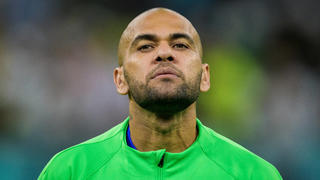 221202 Dani Alves of Brazil ahead of the FIFA World Cup, WM, Weltmeisterschaft, Fussball 2022 football match between Cameroon and Brazil on December 2, 2022 in Doha. Photo: Joel Marklund