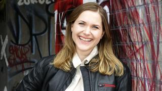 Laura Lippmann spielt 'Nicole Berger'Die Verwendung des sendungsbezogenen Materials ist nur mit dem Hinweis und Verlinkung auf RTL+ gestattet.