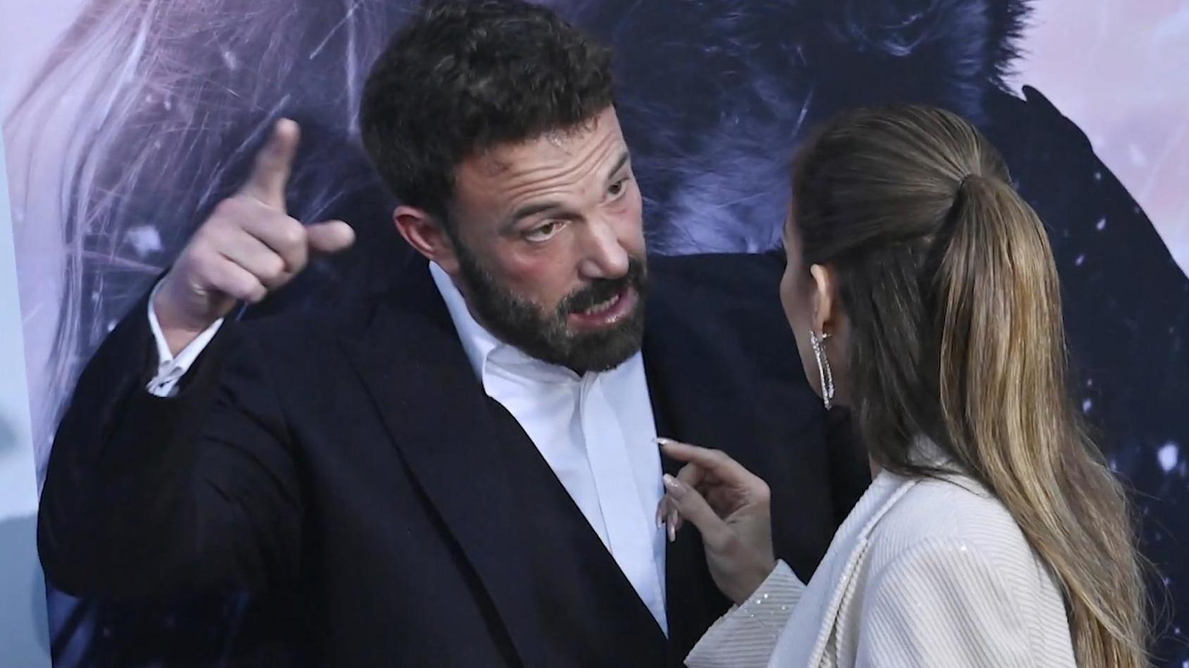 Jennifer Lopez Und Ben Affleck Zoff Bei The Mother Premiere