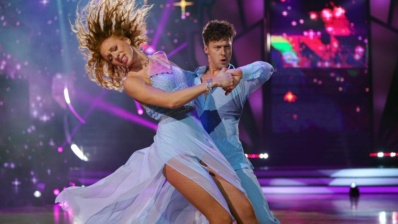 Gänsehaut pur! Anna Ermakova und Valentin Lusin mit ihrem "Magic Moment" bei "Let's Dance" 2023.