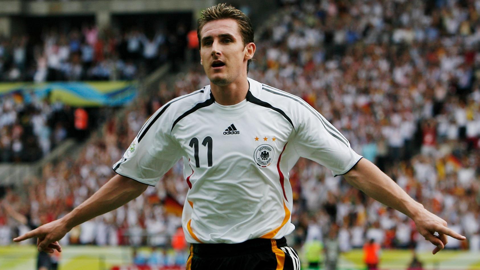 BERLIN - JUNE 20:  Miroslav Klose of Germany celebrates scoring his team's second goal during the FIFA World Cup Germany 2006 Group A match between Ecuador and Germany played at the Olympic Stadium on June 20, 2006 in Berlin, Germany.  (Photo by Lars