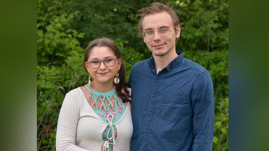 wollten-eigentlich-am-23-mai-heiraten-paige-ruddy-19-und-ihr-verlobter-logan-mitchell-carter-jetzt-ist-paige-tot