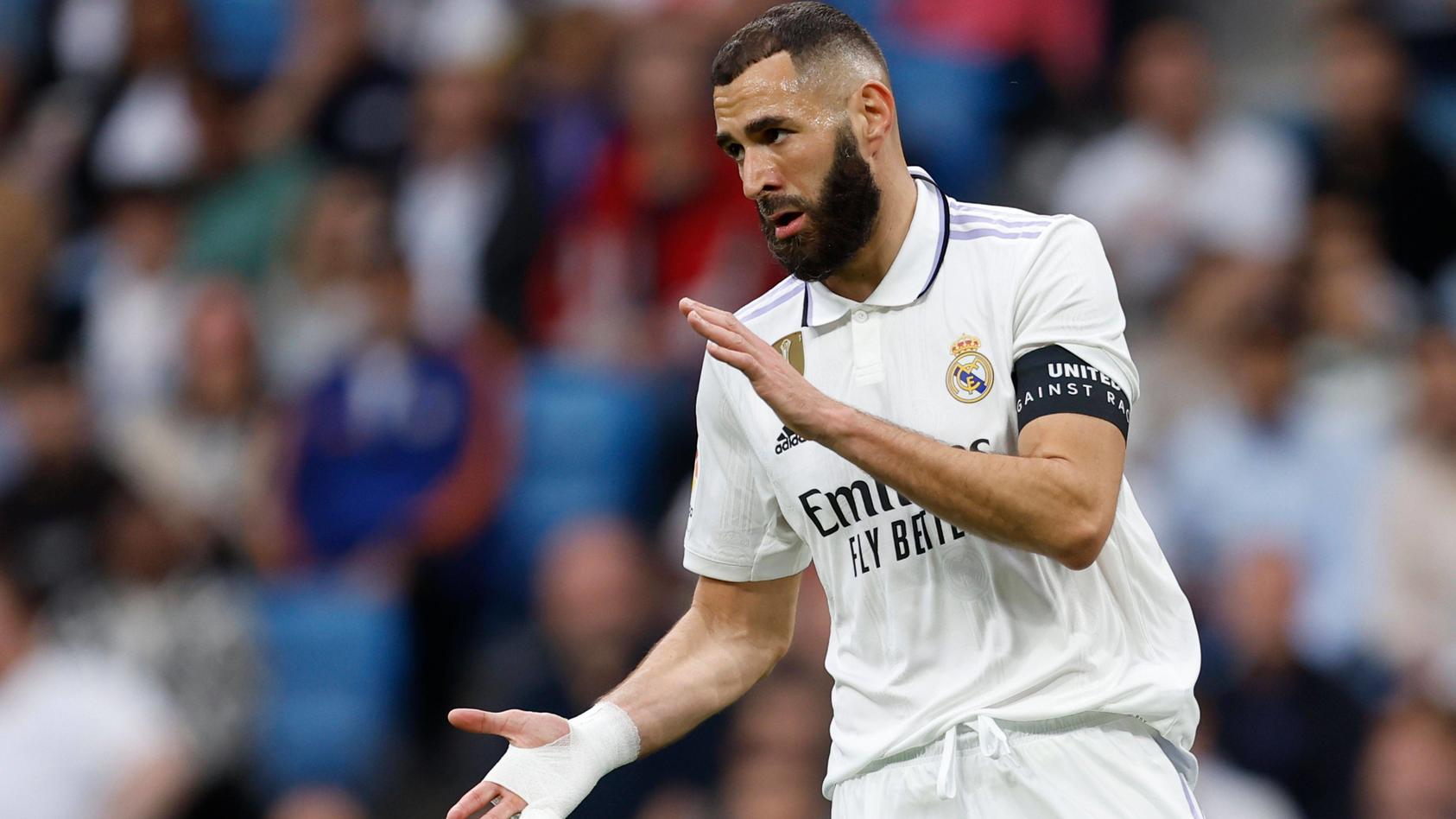 karim-benzema-hat-auf-dem-platz-ordentlich-einstecken-mussen
