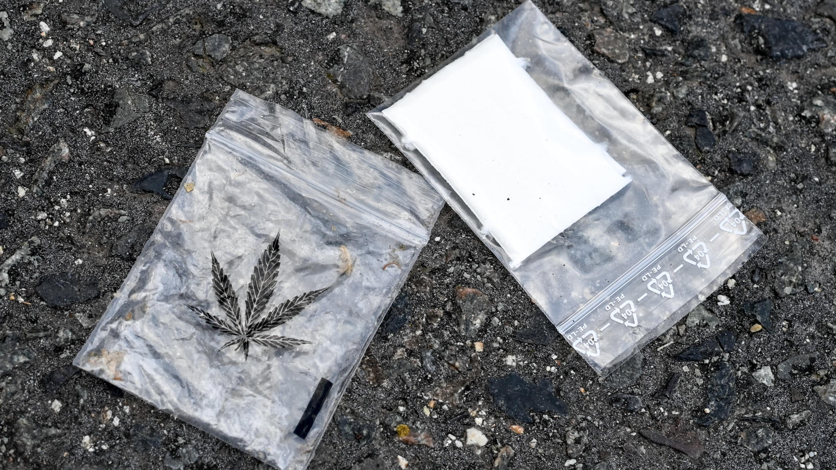der-rentner-soll-mit-marihuana-gehandelt-haben-symbolbild