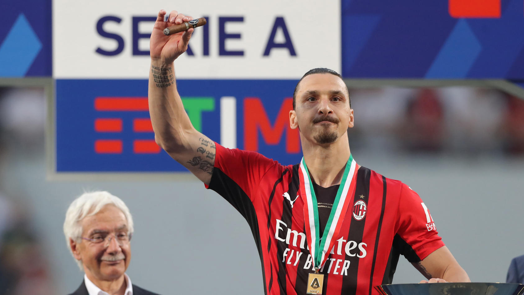 KarriereEnde mit 41! FußballStar Zlatan Ibrahimovic macht Schluss mit