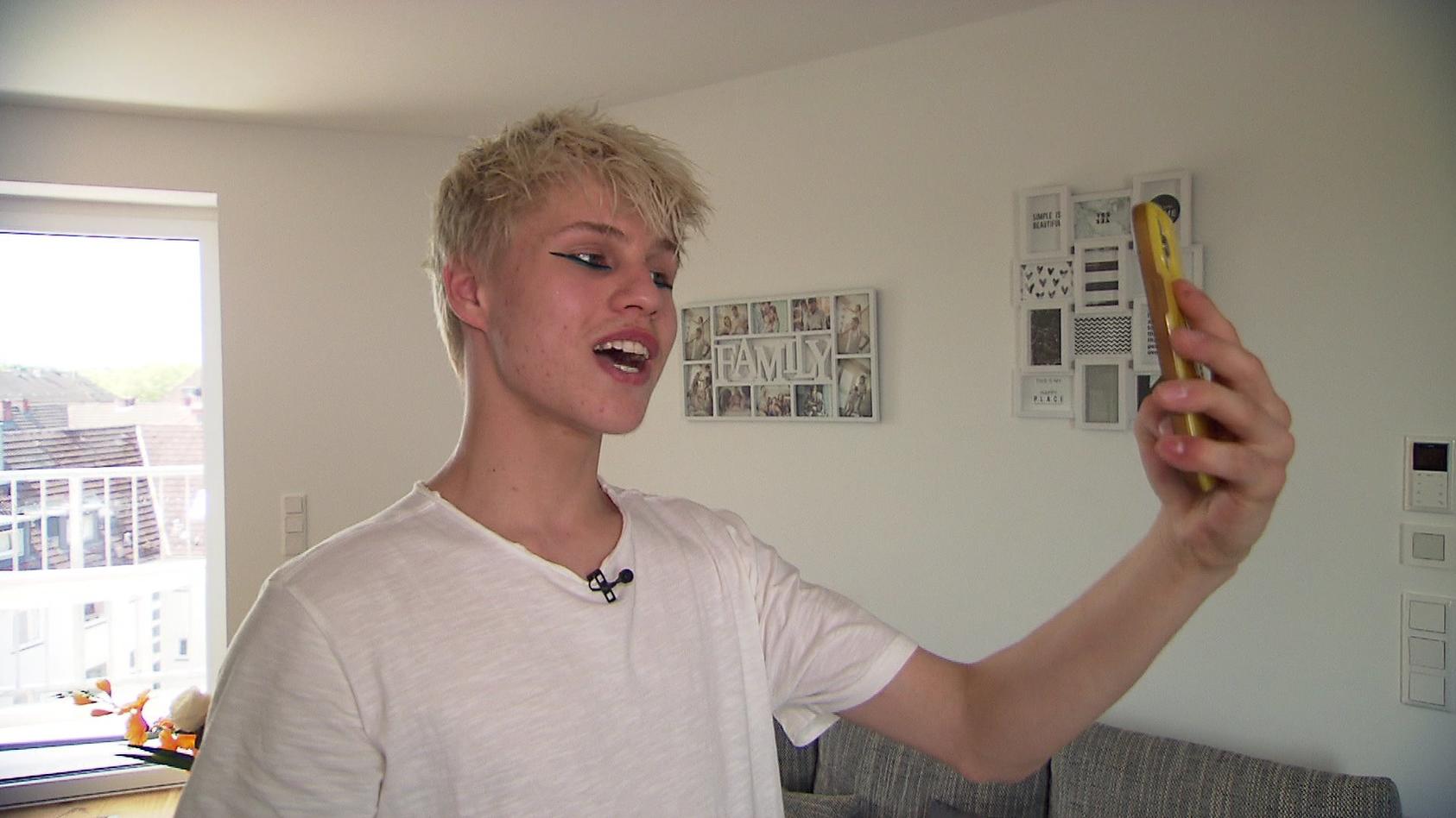 Für seinen großen Mut - Das Netz feiert Leo (18)