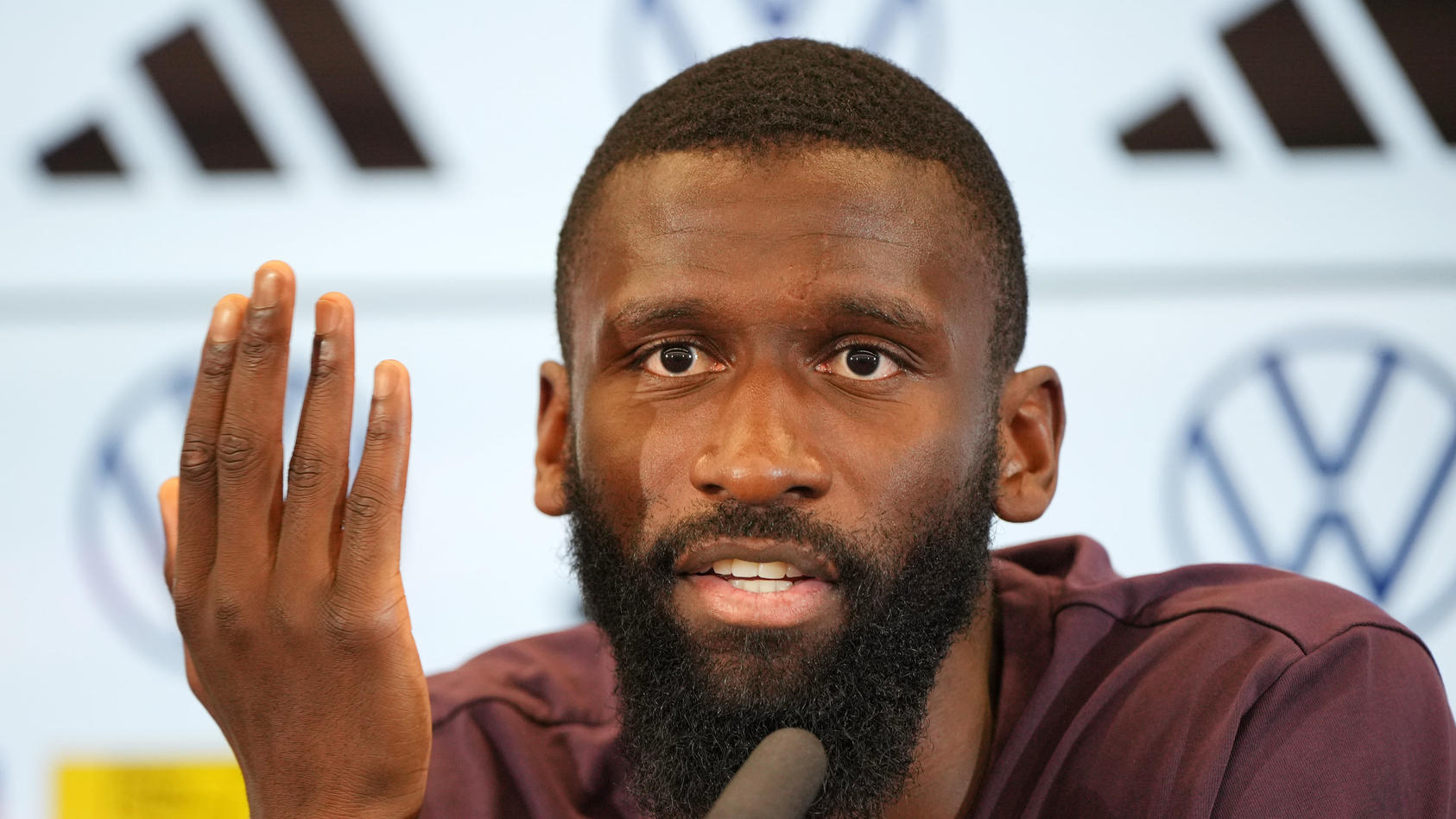 Nach Fan-Beleidigung: "Spasti" - Das will Rüdiger jetzt noch loswerden