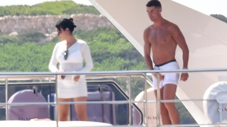 Ungestörter Yacht Urlaub Hier Richtet Ronaldo Seine Kron Juwelen