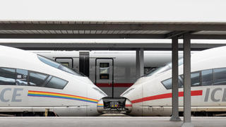 Ein ICE-Triebwagen im Hauptbahnhof München am 06. August 2023 Symbolbild Ein ICE-Triebwagen im Hauptbahnhof München am 06. August 2023 Symbolbild , *** An ICE railcar in the main station of Munich on 06 August 2023 symbol picture An ICE railcar in the main station of Munich on 06 August 2023 symbol picture ,
