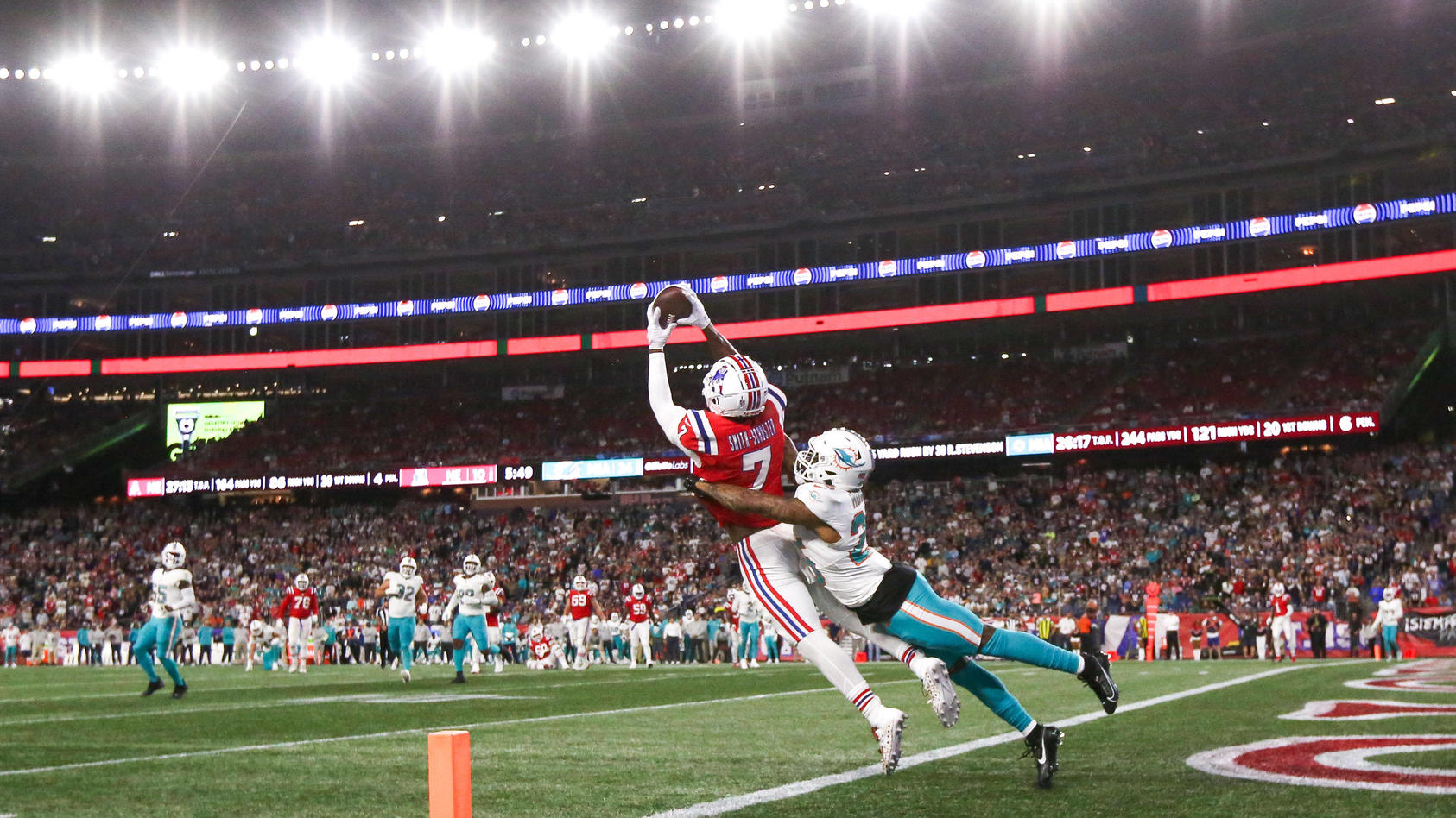 Für einige Fans spielte die Partie zwischen den Patriots und den Dolphins nur eine Nebenrolle