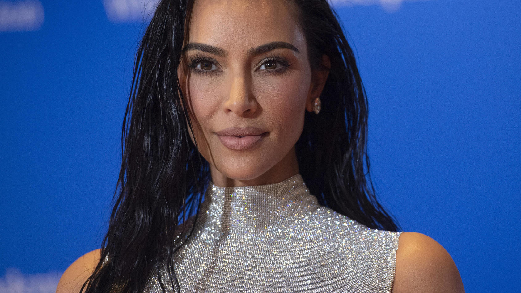 neue-bilder-von-kim-kardashian-lassen-einem-die-kinnlade-runterfallen